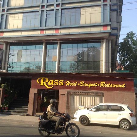 קאנפור Rass Hotel מראה חיצוני תמונה