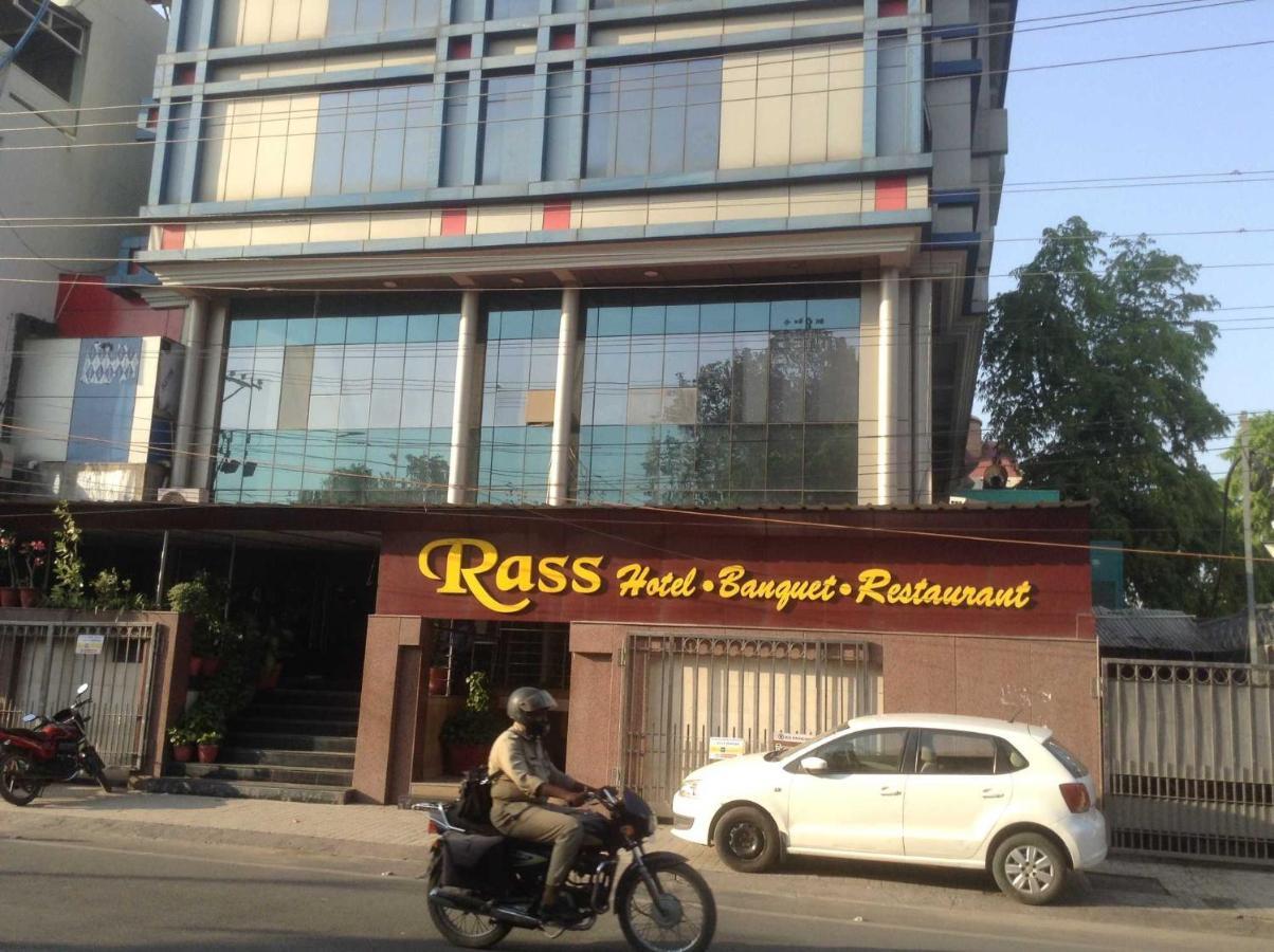 קאנפור Rass Hotel מראה חיצוני תמונה