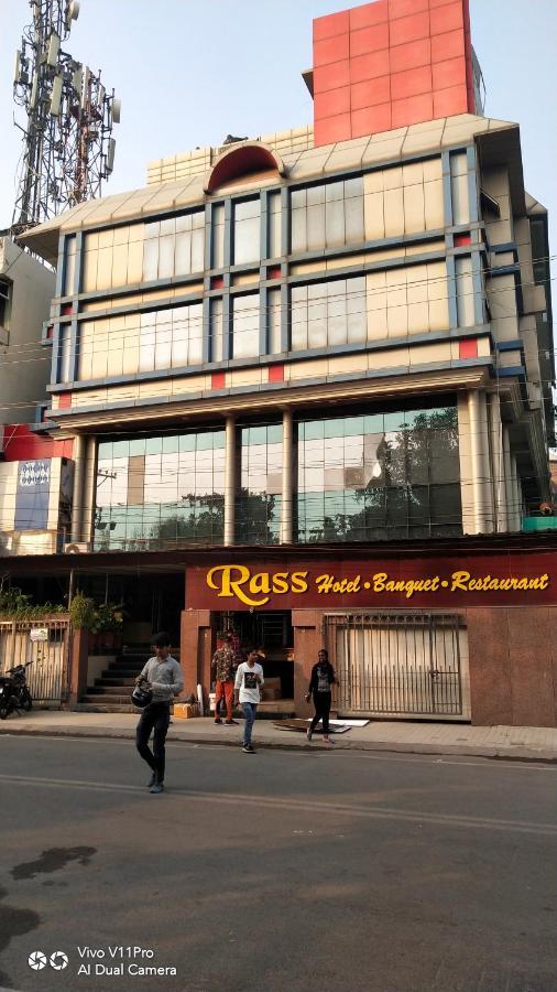 קאנפור Rass Hotel מראה חיצוני תמונה