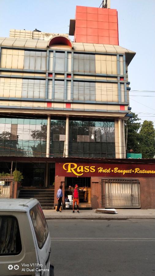 קאנפור Rass Hotel מראה חיצוני תמונה