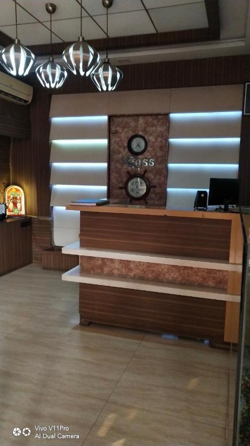 קאנפור Rass Hotel מראה חיצוני תמונה