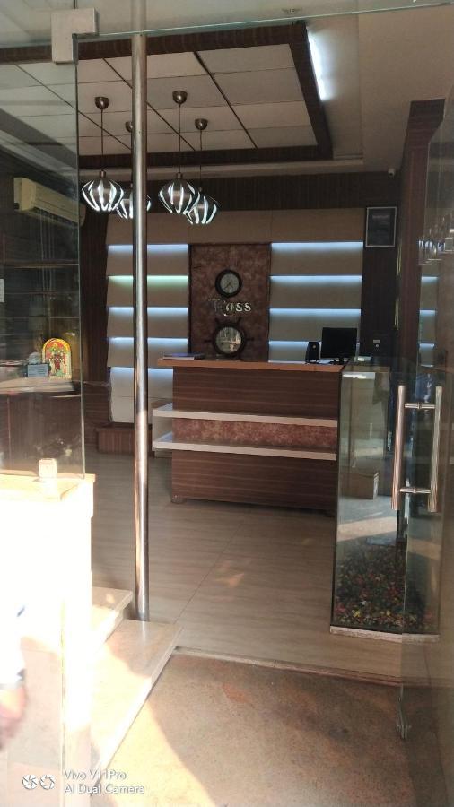 קאנפור Rass Hotel מראה חיצוני תמונה
