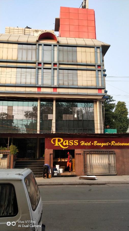 קאנפור Rass Hotel מראה חיצוני תמונה