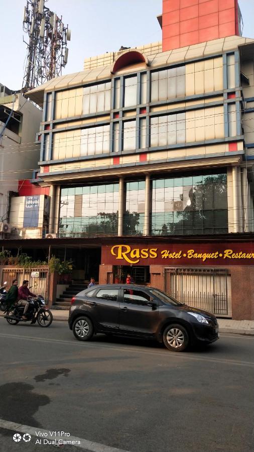 קאנפור Rass Hotel מראה חיצוני תמונה